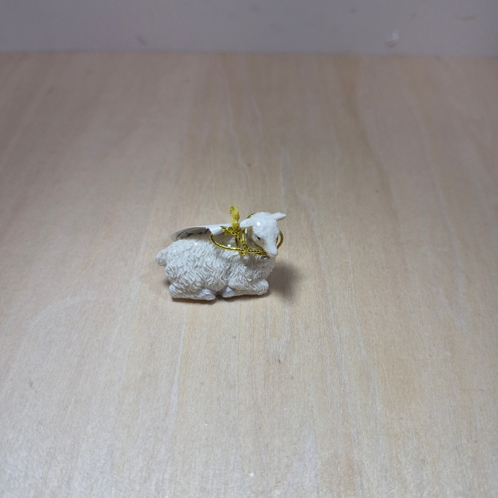 Hawthorne Village Miniature Lamb Figurine White Christmas Village 14-01283-055 E